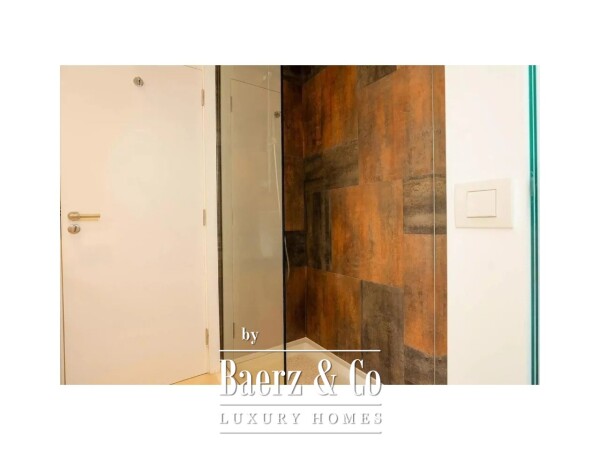 photo 19 Exclusive luxury villa on the seafront in Playa San Juan