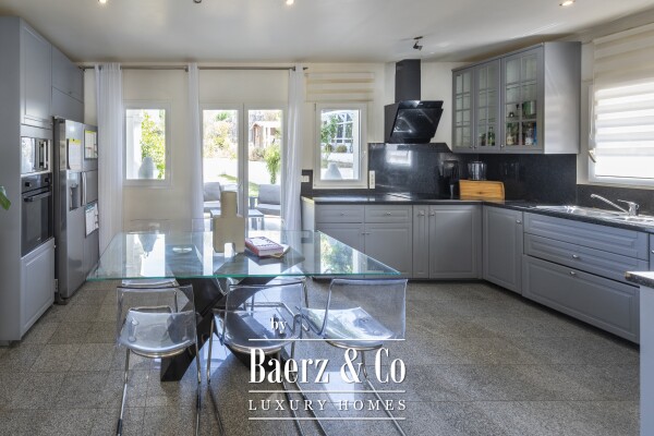 photo 18 Fréjus – Stunning 172 m² Villa for Sale 4 Bedrooms | Pool & Jacuzzi | Secure Private Estate