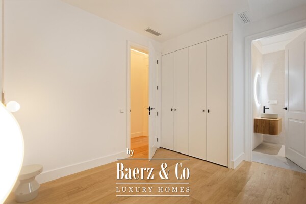 photo 16 Absolute Luxury: Exclusive Renovated Residence in a Historic Finca Regia   Eixample Dreta