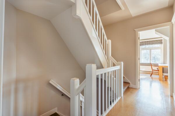 photo 34 Diepenbrockstraat 18