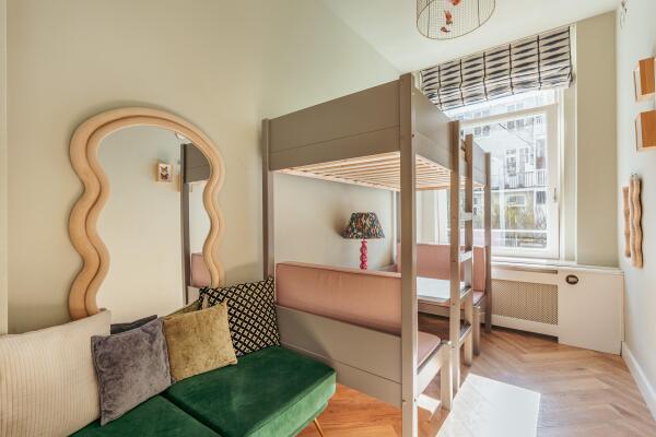 photo 28 Tweede Helmersstraat 87 H