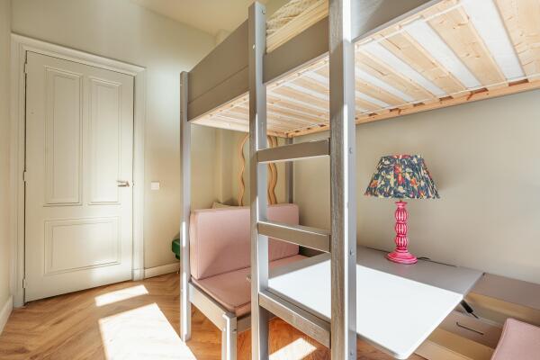 photo 29 Tweede Helmersstraat 87 H