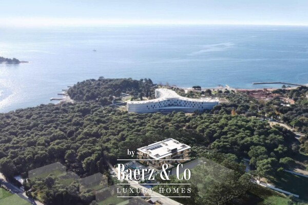 photo 1 Rovinj, luxury apartment with a terrace in an exclusive location 150 m from the sea and beaches