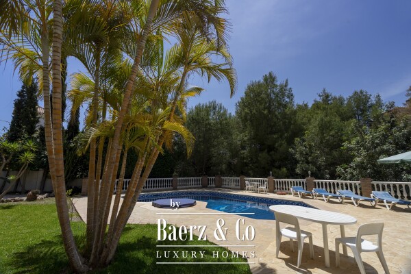 photo 10 Elegant Andalusian-style villa with guest apartments and panoramic views