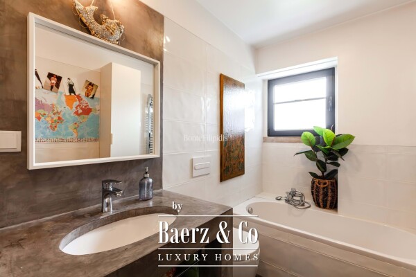 photo 13 Beautiful luxury home in Carcavelos e Parede, Carcavelos