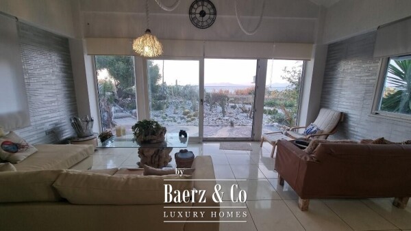 photo 15 Villa on the beach for sale in Paradisi, Rhodes