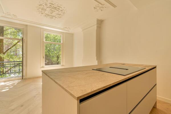 photo 10 Tweede Helmersstraat 8 2