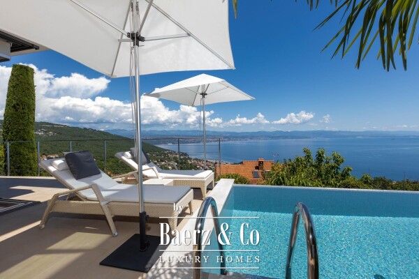 photo 3 Opatija, Oprić, exclusive villa of 375 m² with panoramic views, swimming pool and sauna
