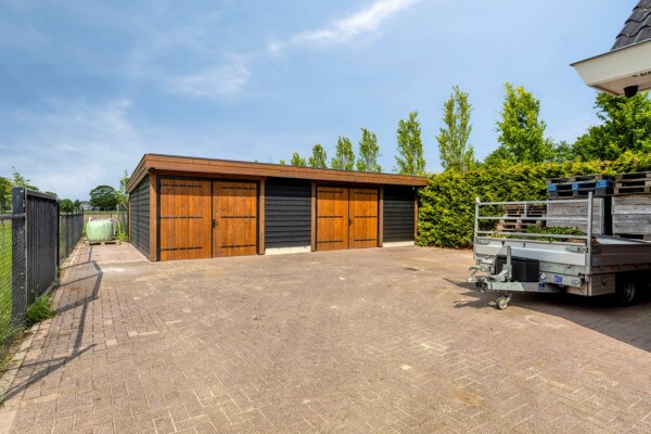 photo 51 Kade 14