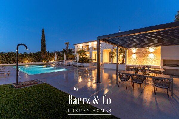 photo 4 Modern Villa with Three Residential Units, Heated Pool and Sea View