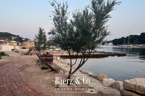 photo 34 Prvić Luka, partially renovated stone house, first row to the sea, 298 m²