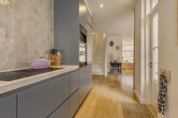 photo 11 Tolstraat 44 1