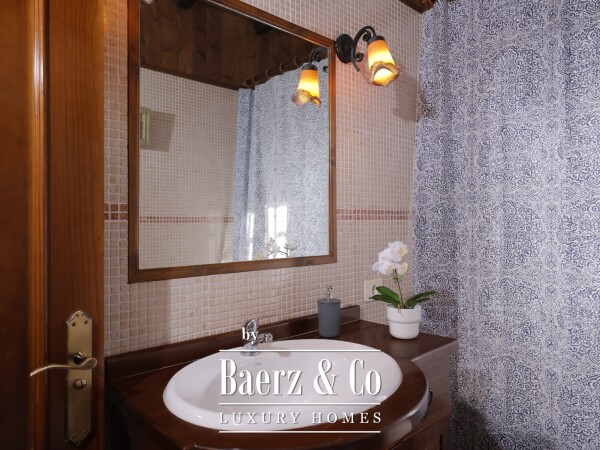 photo 18 Exclusive country house with an indoor swimming pool in La Esperanza