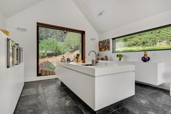 photo 23 Europalaan-Oost 74