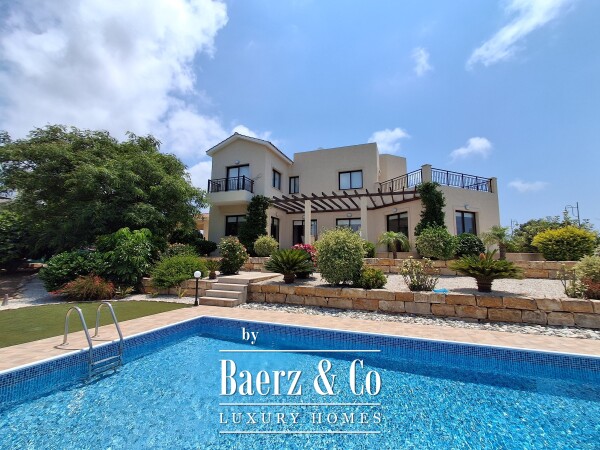 photo 1 Royal Residences – key ready 3 bedroom golf villa with pool, Secret Valley